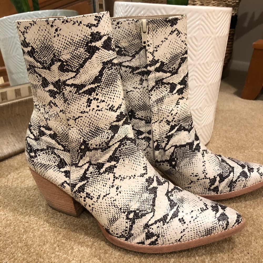 Matisse python print booties - Picture 3 of 5